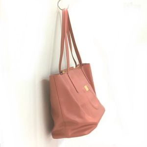 Salvatore Ferragamo Gancho Leather City Shoulder Bag Pink